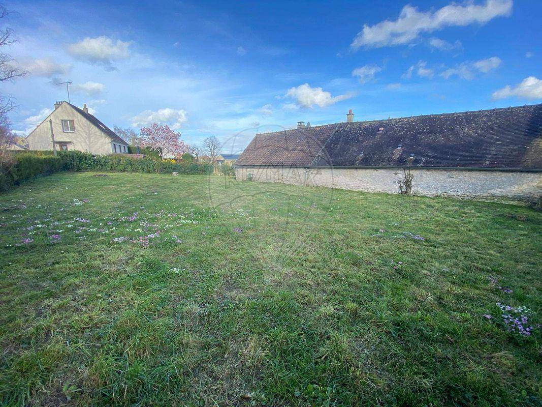 Terrain seul à Étampes en Essonne (91) de 584 m² à vendre au prix de 86500€ - 2
