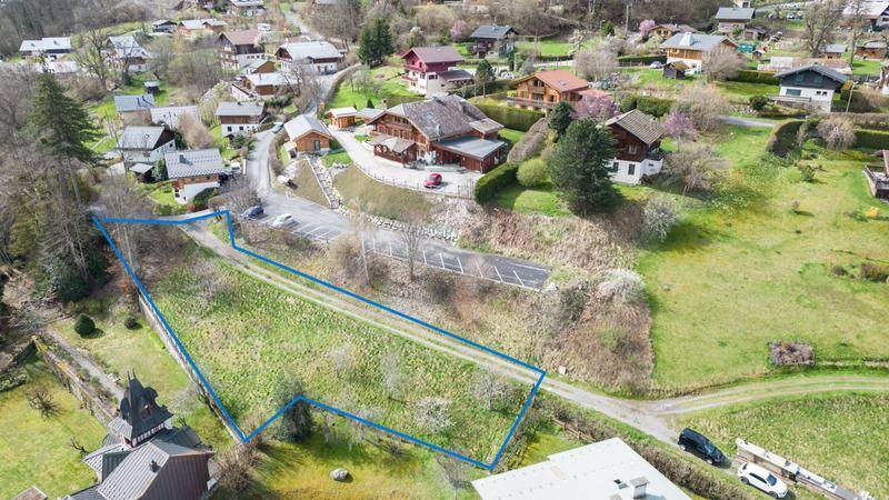 Terrain seul à Saint-Gervais-les-Bains en Haute-Savoie (74) de 1238 m² à vendre au prix de 304000€ - 1