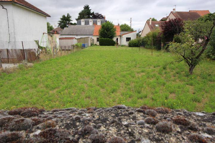 Terrain seul à Châtellerault en Vienne (86) de 415 m² à vendre au prix de 25990€ - 2