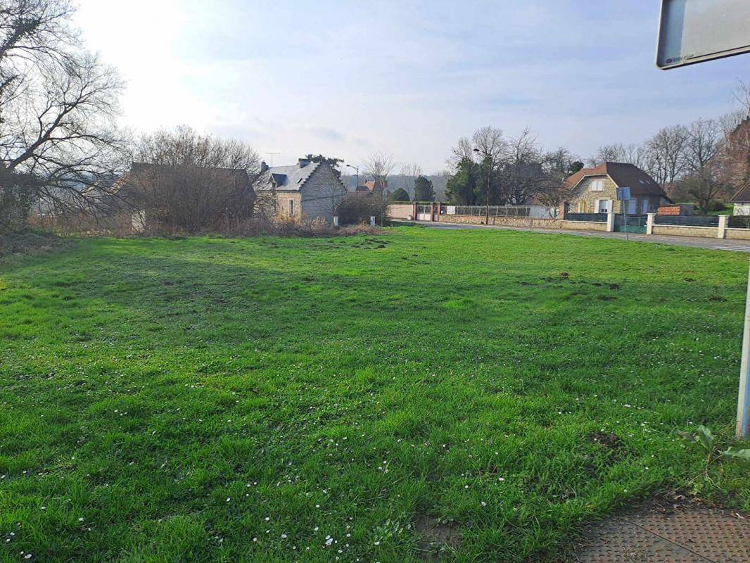 Terrain seul à Coucy-le-Château-Auffrique en Aisne (02) de 2370 m² à vendre au prix de 45000€ - 3