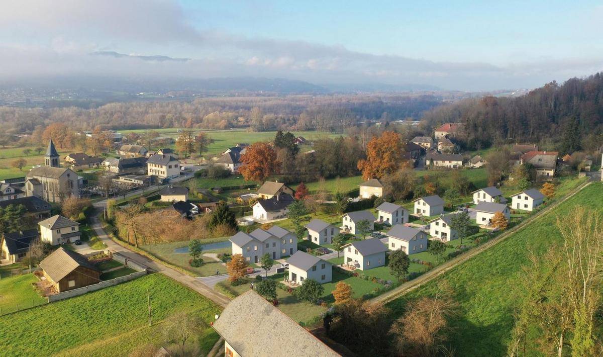 Terrain seul à Entrelacs en Savoie (73) de 690 m² à vendre au prix de 228000€ - 1