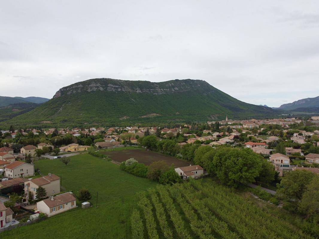 Terrain seul à Laragne-Montéglin en Hautes-Alpes (05) de 312 m² à vendre au prix de 48600€ - 1