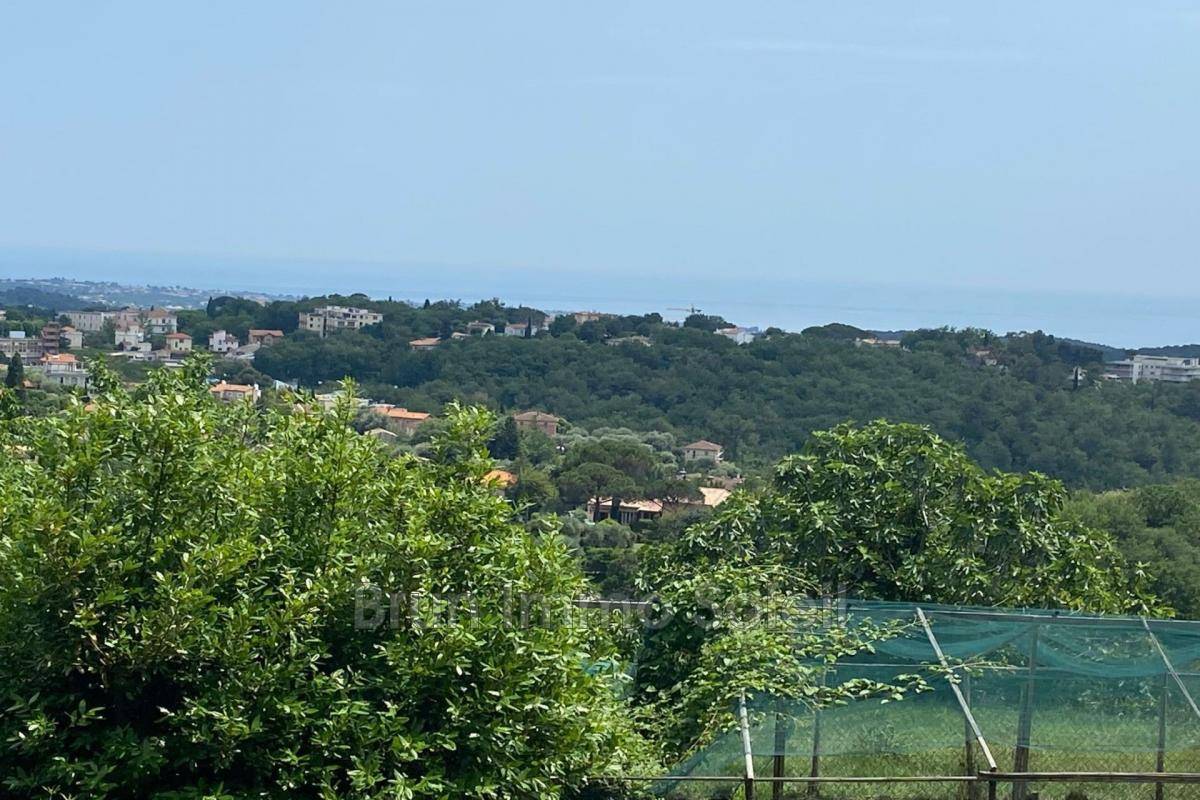 Terrain seul à Vence en Alpes-Maritimes (06) de 2331 m² à vendre au prix de 735000€ - 3