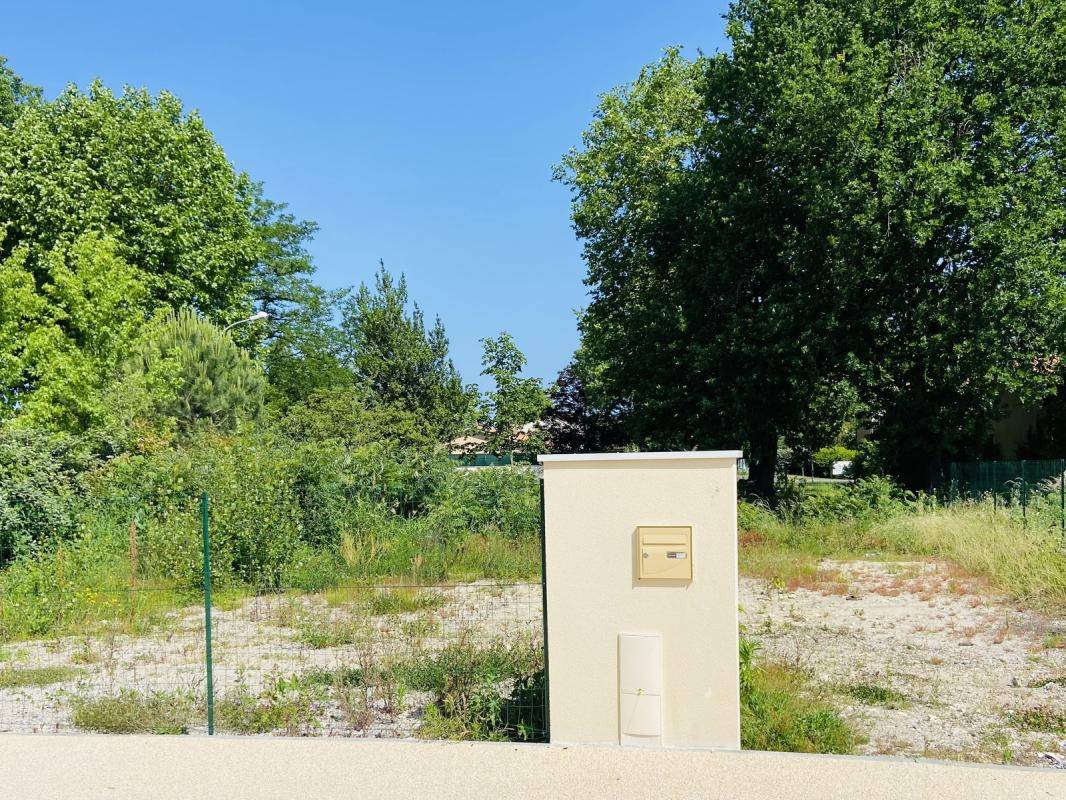 Terrain seul à Mérignac en Gironde (33) de 374 m² à vendre au prix de 260000€