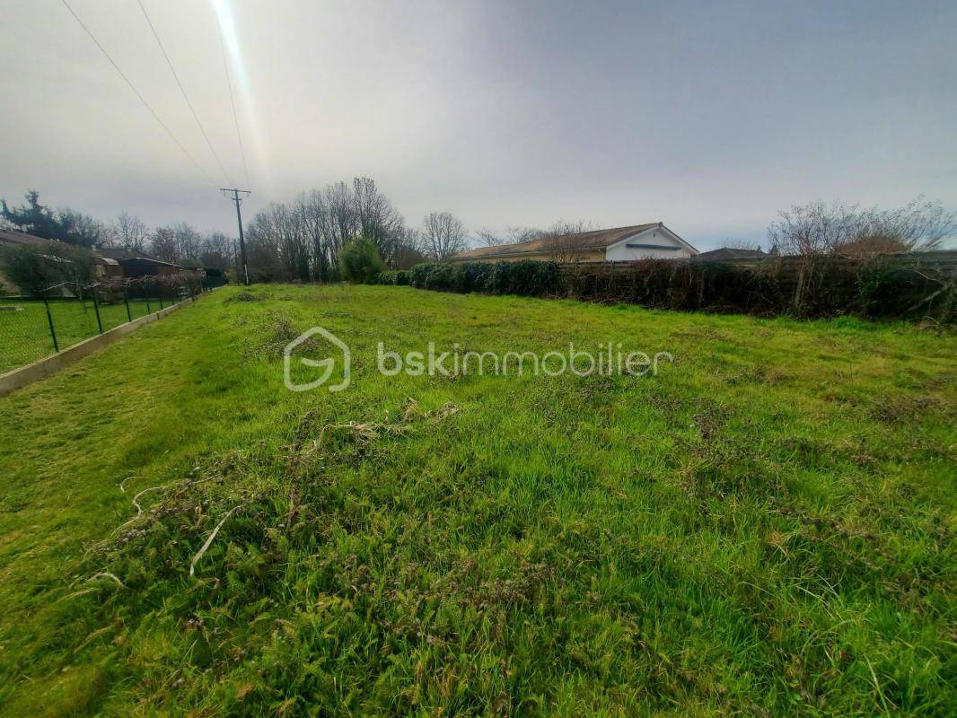 Terrain seul à Montcaret en Dordogne (24) de 13098 m² à vendre au prix de 260000€ - 3