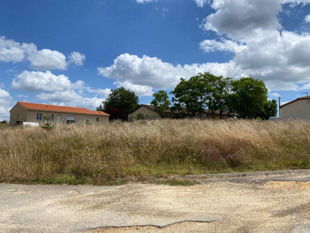 Terrain seul à Lauzun en Lot-et-Garonne (47) de 1297 m² à vendre au prix de 29000€ - 1