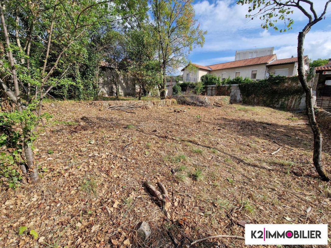 Terrain seul à Privas en Ardèche (07) de 670 m² à vendre au prix de 76000€ - 2