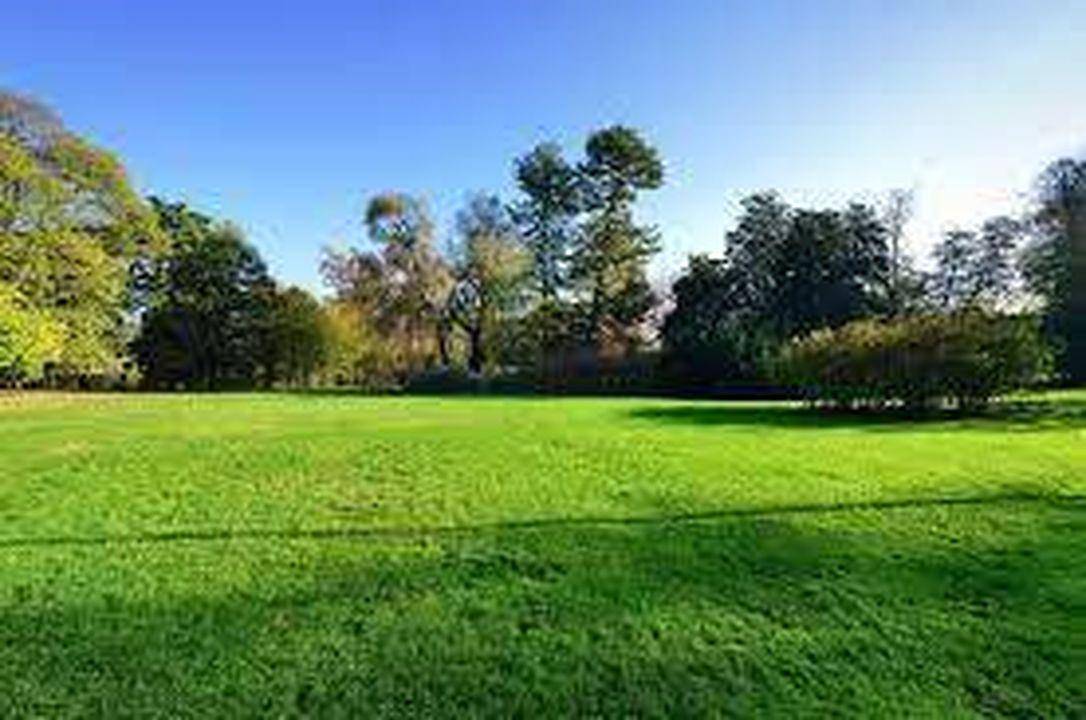Terrain seul à Vitrolles en Bouches-du-Rhône (13) de 1185 m² à vendre au prix de 1280000€