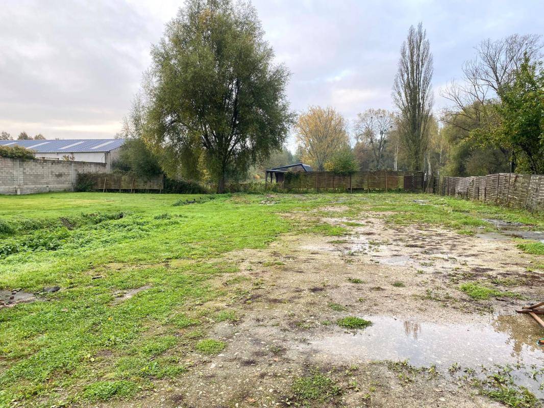 Terrain seul à Amiens en Somme (80) de 5523 m² à vendre au prix de 322500€ - 2