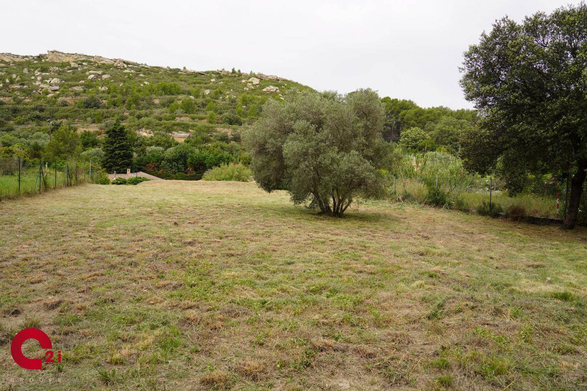 Terrain seul à Istres en Bouches-du-Rhône (13) de 1026 m² à vendre au prix de 336000€