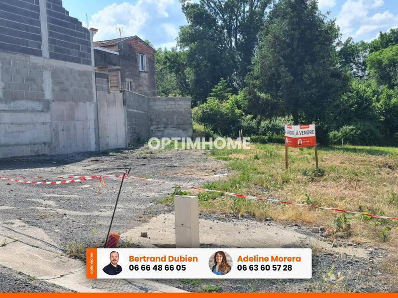Terrain seul à Reignat en Puy-de-Dôme (63) de 1011 m² à vendre au prix de 64900€ - 2