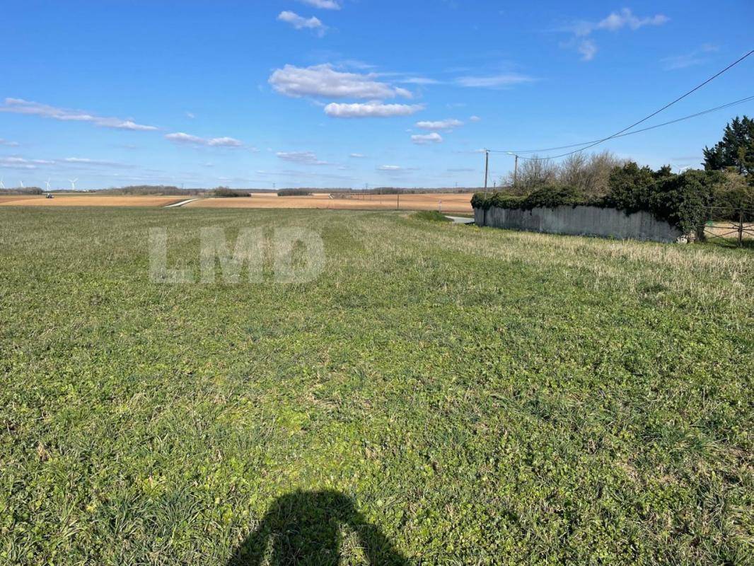 Terrain seul à La Croix-Comtesse en Charente-Maritime (17) de 10000 m² à vendre au prix de 51000€ - 2