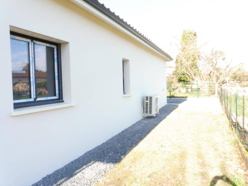 Programme terrain + maison à Saint-Seurin-sur-l'Isle en Gironde (33) de 124 m² à vendre au prix de 299500€ - 2