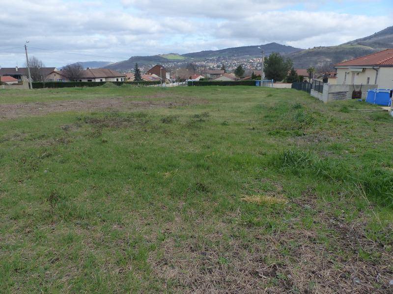 Terrain seul à Les Martres-de-Veyre en Puy-de-Dôme (63) de 2913 m² à vendre au prix de 419000€ - 2