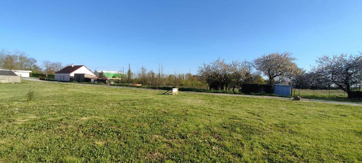 Terrain seul à Coings en Indre (36) de 1178 m² à vendre au prix de 49000€ - 2