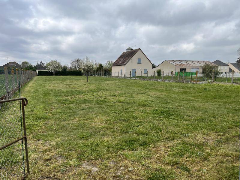 Terrain seul à Lorris en Loiret (45) de 937 m² à vendre au prix de 35000€ - 2