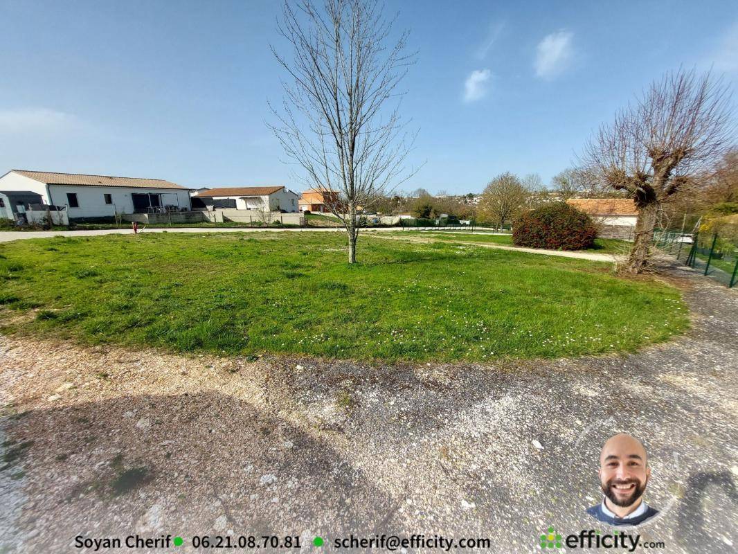 Terrain seul à Angoulême en Charente (16) de 533 m² à vendre au prix de 70400€ - 2