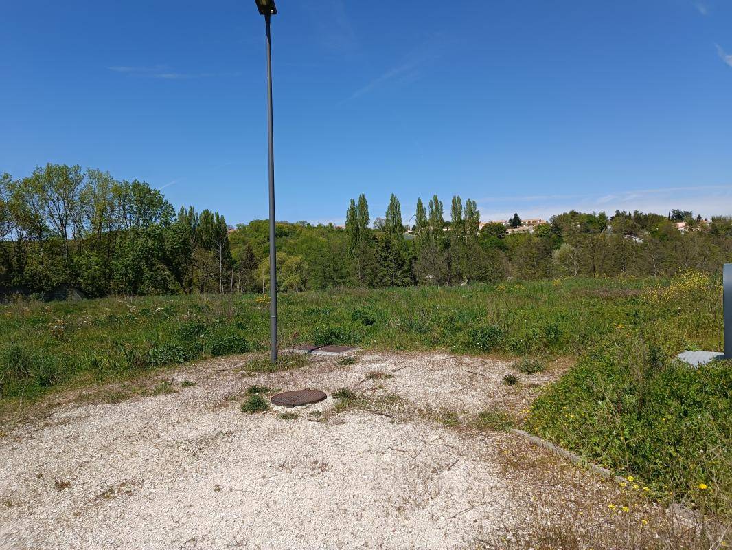 Terrain seul à Ruelle-sur-Touvre en Charente (16) de 2405 m² à vendre au prix de 284500€ - 4