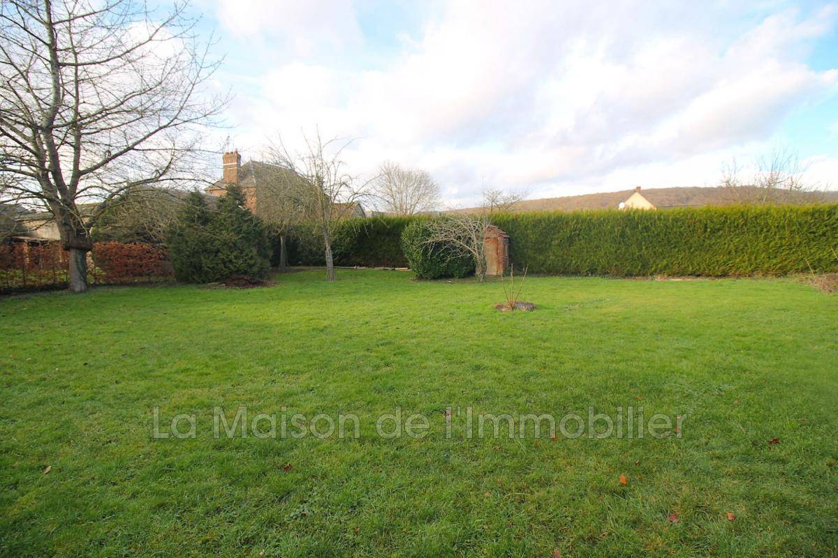 Terrain seul à Romilly-sur-Andelle en Eure (27) de 500 m² à vendre au prix de 71000€