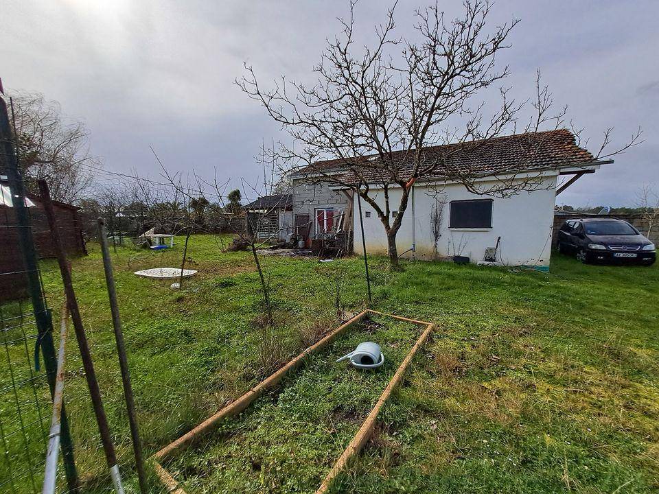 Terrain seul à Cissac-Médoc en Gironde (33) de 1337 m² à vendre au prix de 118800€ - 2