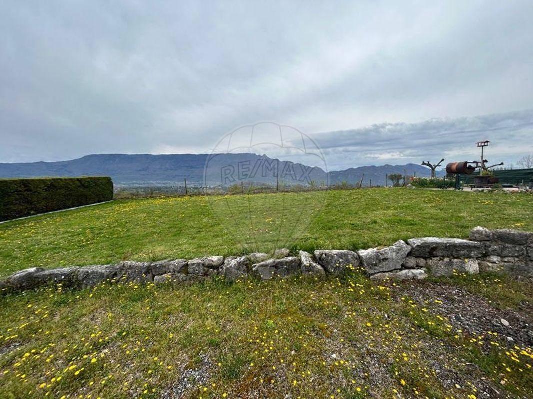 Terrain seul à Drumettaz-Clarafond en Savoie (73) de 425 m² à vendre au prix de 230000€ - 1