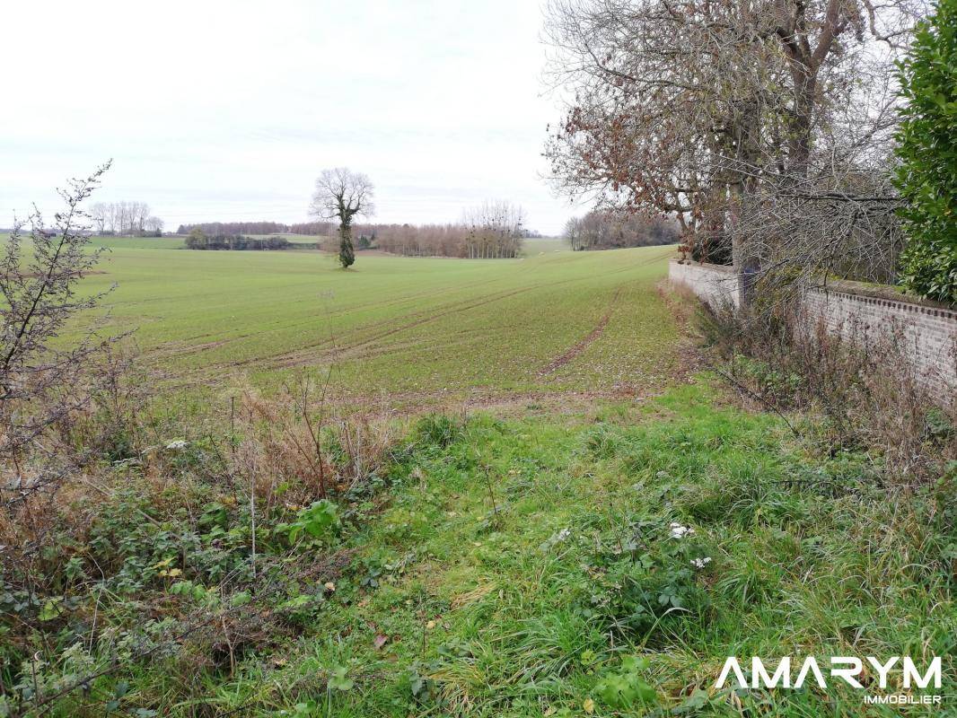 Terrain seul à Fressenneville en Somme (80) de 1000 m² à vendre au prix de 44800€