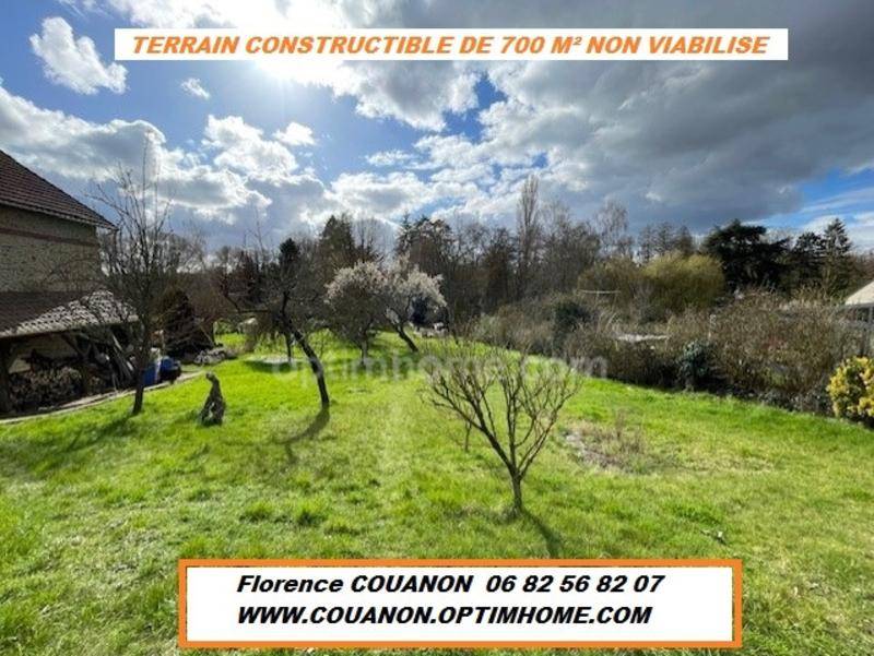 Terrain seul à Saint-Cyr-sous-Dourdan en Essonne (91) de 700 m² à vendre au prix de 173000€
