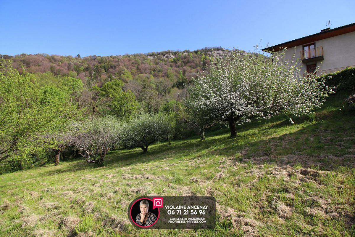 Terrain seul à Barberaz en Savoie (73) de 2855 m² à vendre au prix de 199000€ - 3