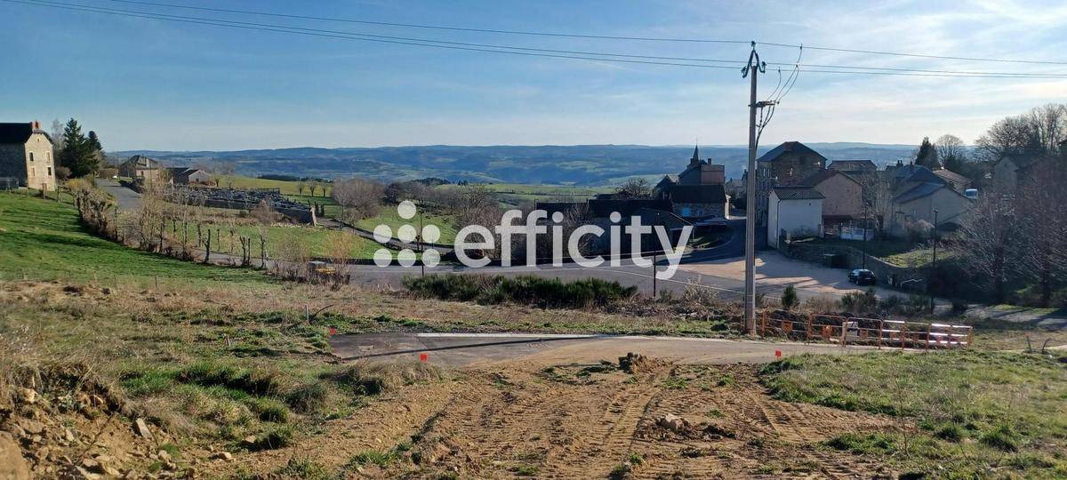 Terrain seul à Clavières en Cantal (15) de 1396 m² à vendre au prix de 27920€ - 1