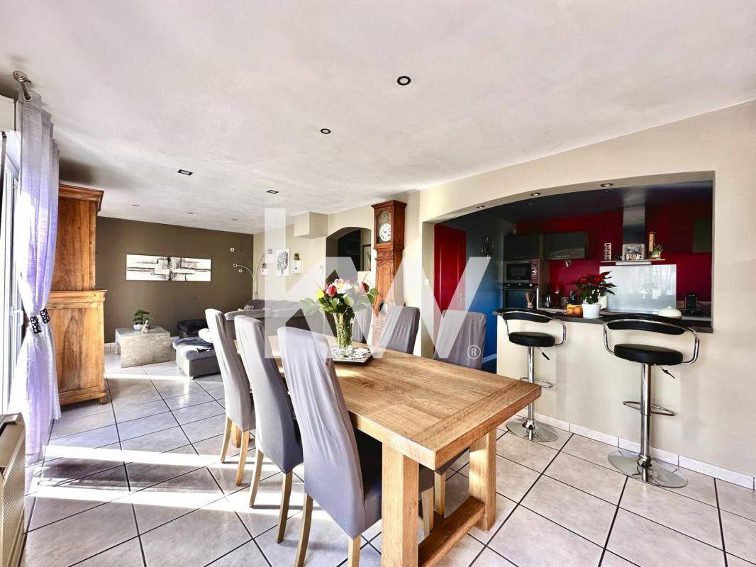 Image de l'annonce VILLA FAMILIALE 4 CHAMBRES AVEC GARAGE ET…