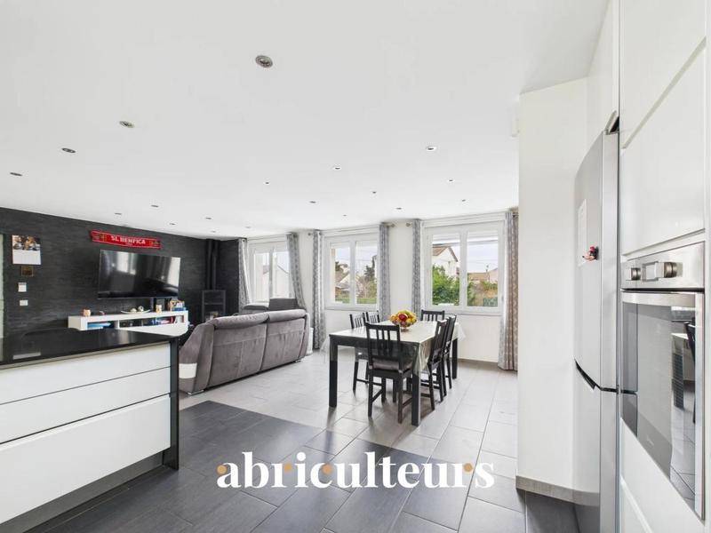 Image de l'annonce Maison familiale rénovée – 107 m² –…