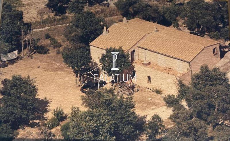 Image de l'annonce RARE - Villa à rénover avec fort…
