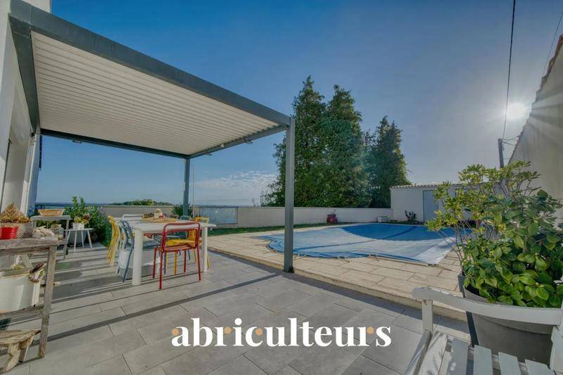 Image de l'annonce Maison familiale de 154 m² avec piscine…
