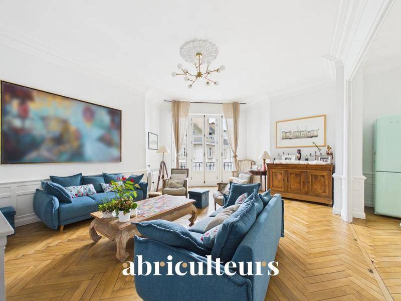 Image de l'annonce Splendide appartement familial d'environ 200m² dans un…
