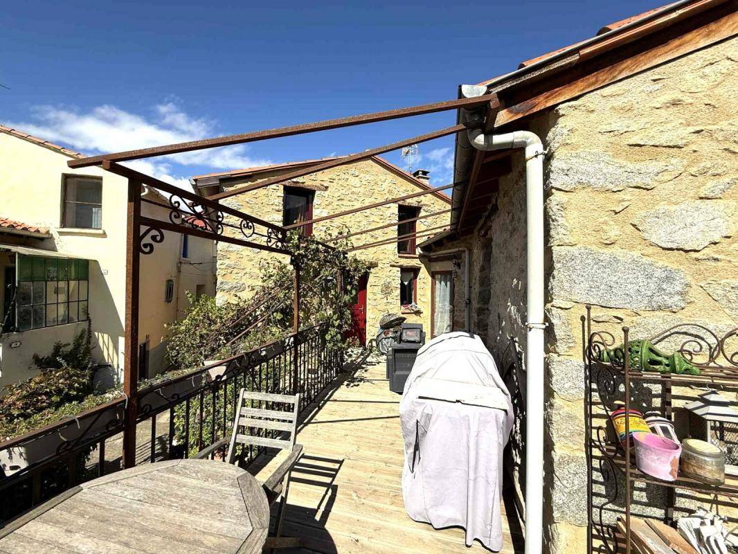 Image de l'annonce Maison en pierre atypique à Fuilla –…