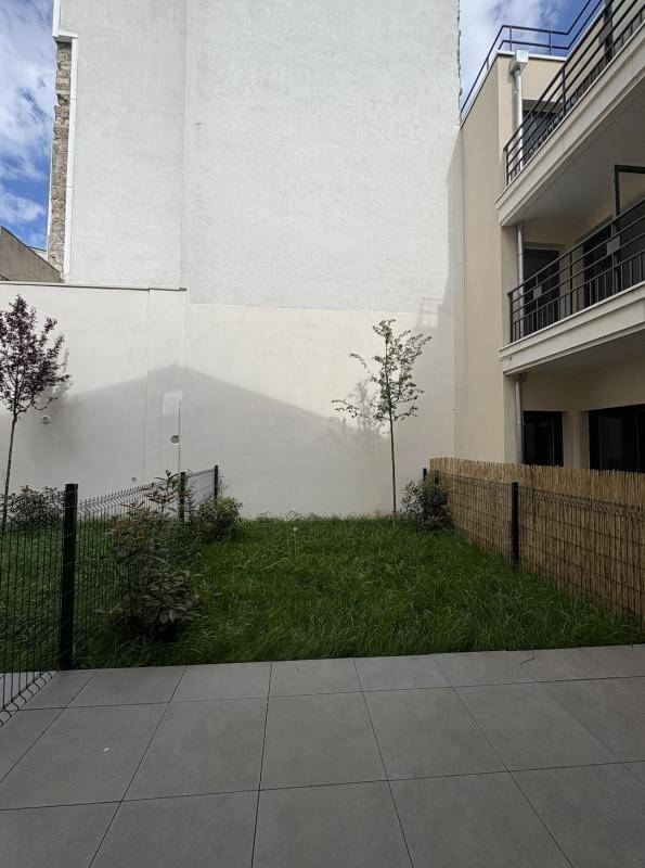 Image de l'annonce MAGNIFIQUE TRIPLEX DE 120M2 AVEC JARDIN