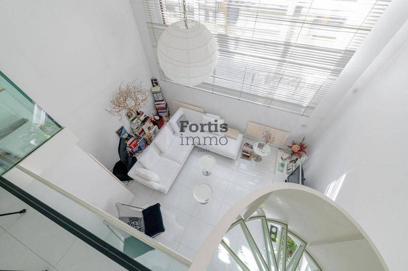 Image de l'annonce PARIS 20 - CHARMANT DUPLEX AVEC LOGGIA…