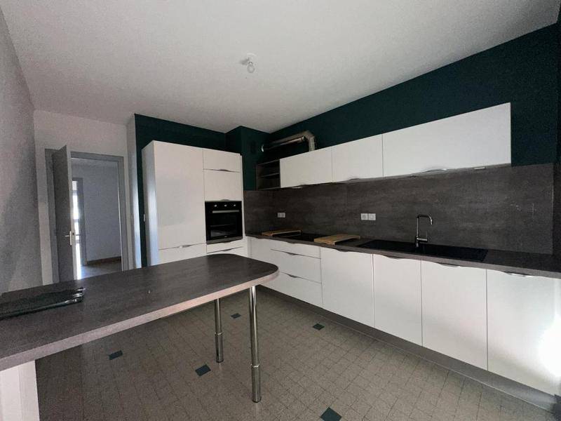 Image de l'annonce F4 BALCON - PARKING - CHAUFF COLL