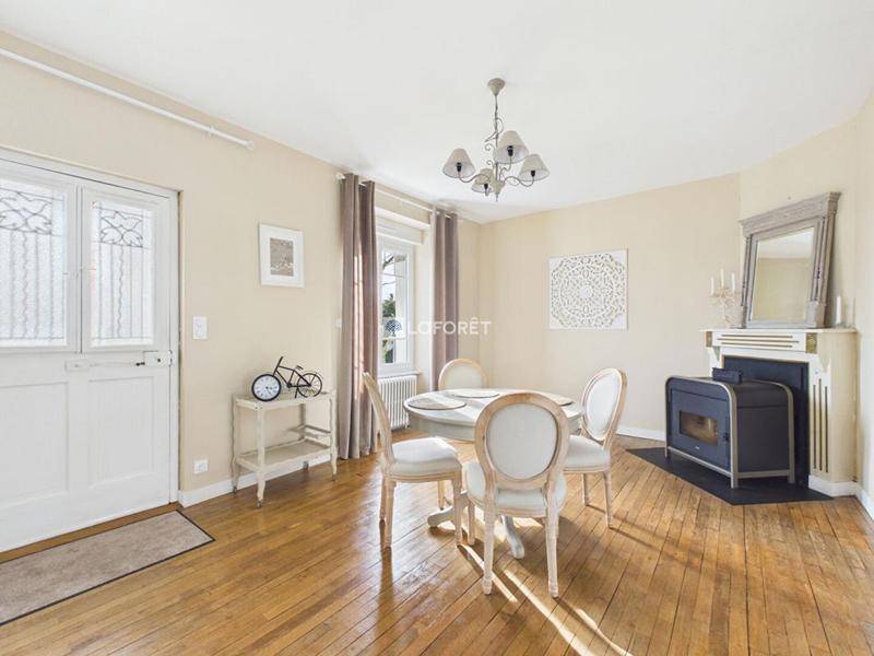 Image de l'annonce Maison St Yvi 6 pièce(s) 150 m2