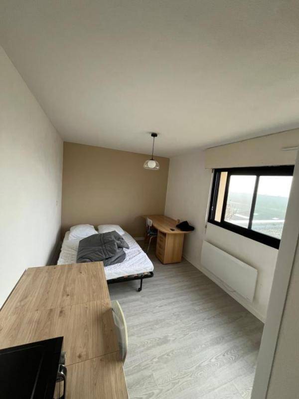 Image de l'annonce STUDIO MEUBLE HOPITAL