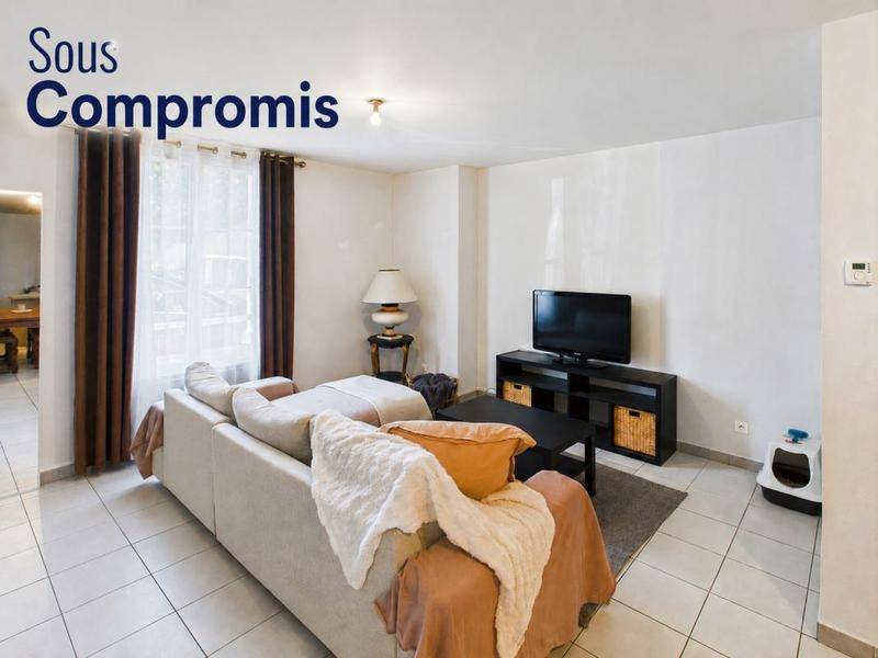 Image de l'annonce SAULNY - Appartement 3 pièces 70 m2