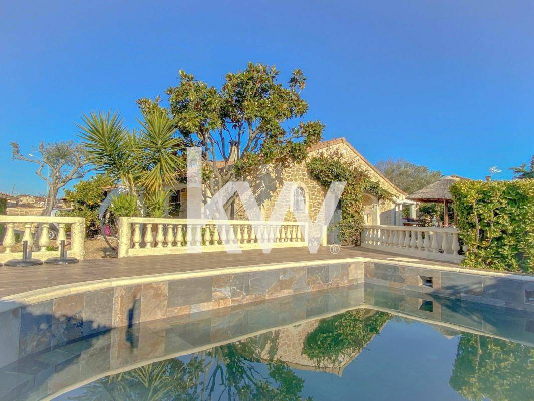 Image de l'annonce Villa plain-pied avec piscine à SAINT GILLES