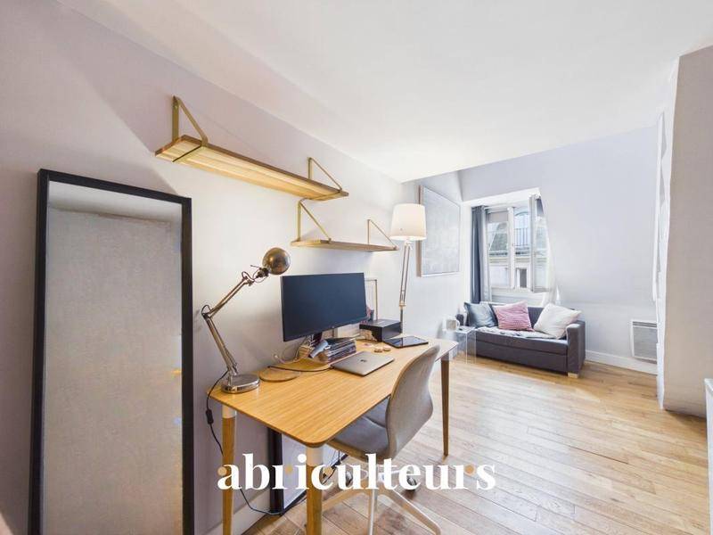 Image de l'annonce Duplex sous les toits, 3 m sous…