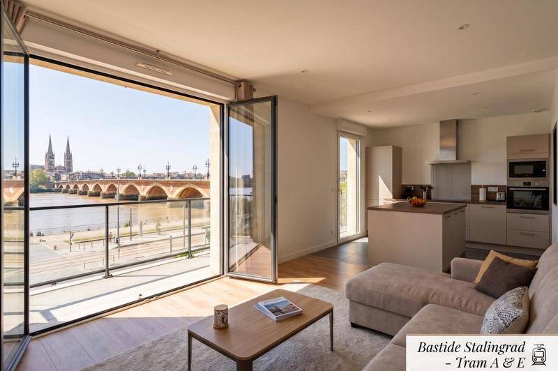 Image de l'annonce BASTIDE STALINGRAD - 3 PIECES, BALCON, PARKING