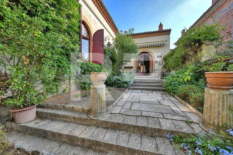 Image de l'annonce Maison de ville avec garage et jardin…