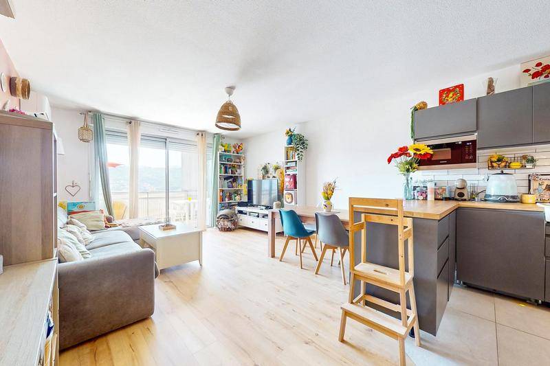 Image de l'annonce Appt 3p avec 2ch, terrasse et stationnement,…