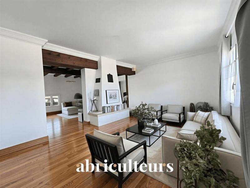 Image de l'annonce Maison avec de belle superficie en vente…