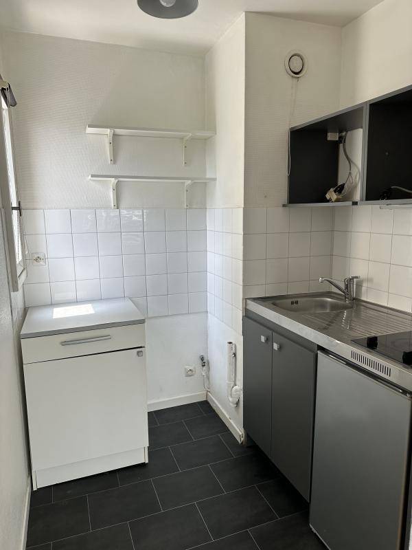 Image de l'annonce Grand Studio Bourg L'évêque