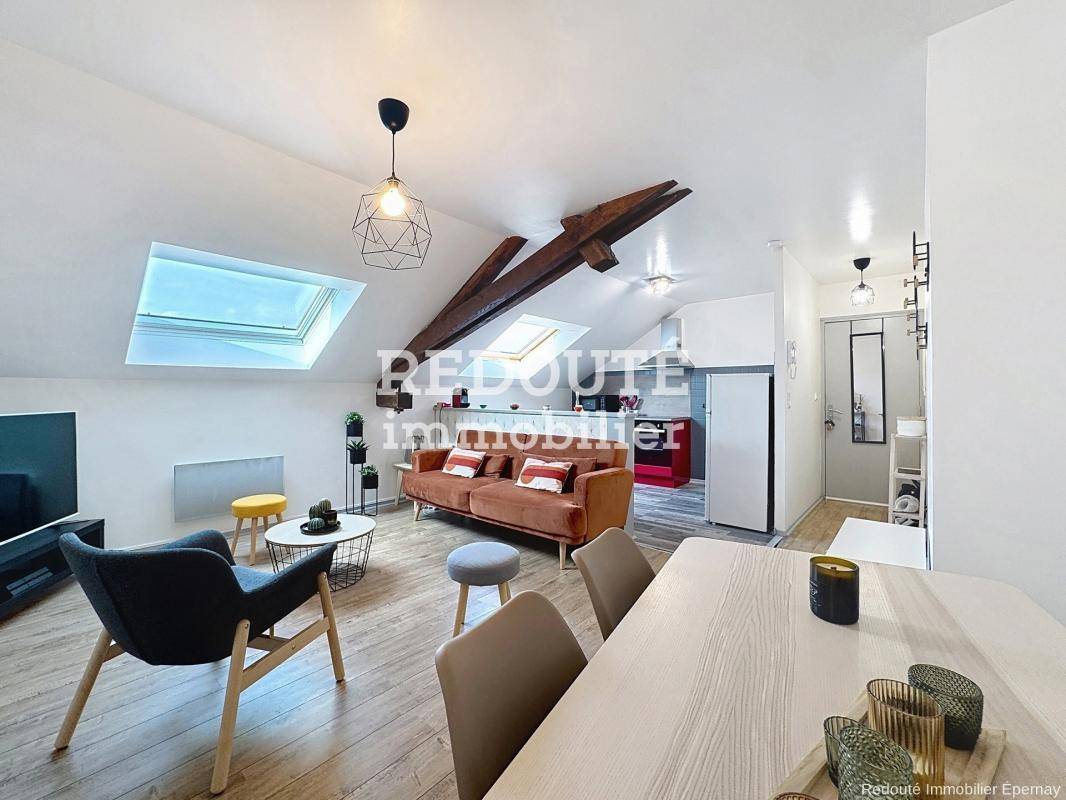 Image de l'annonce AY CHAMPAGNE : appartement F3 (51 m²)…