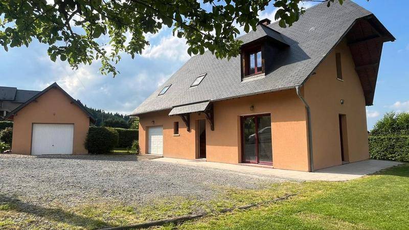 Image de l'annonce Maison familiale avec double garage, à 15…